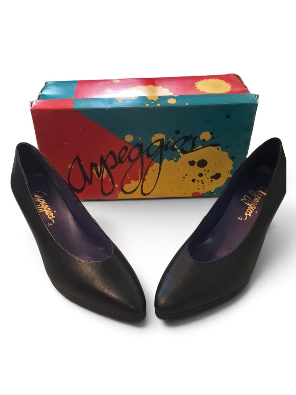 Black Women's Pointed-Toe Pumps